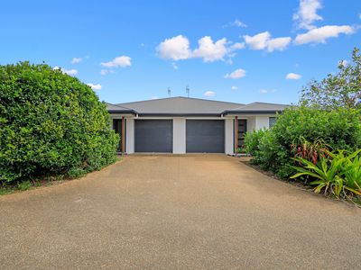 1 & 2 / 14 Lillee Court, Urangan