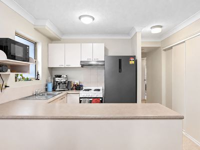 4 / 12 McGregor Avenue, Lutwyche
