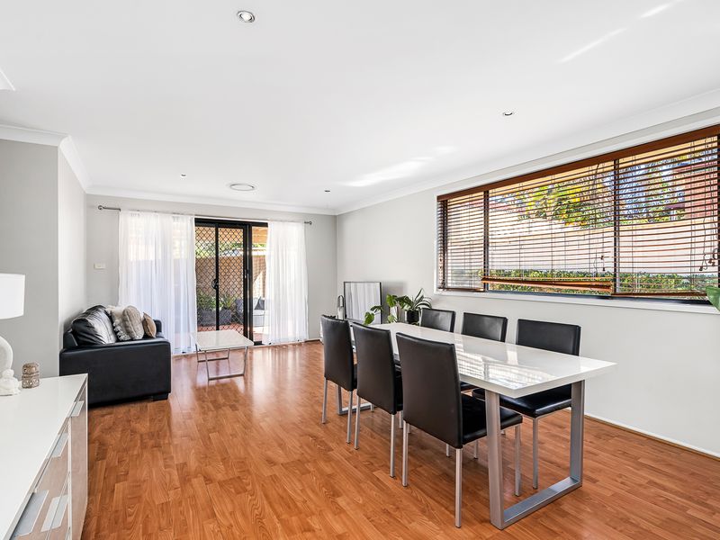 4 Bittern Grove, Glenwood