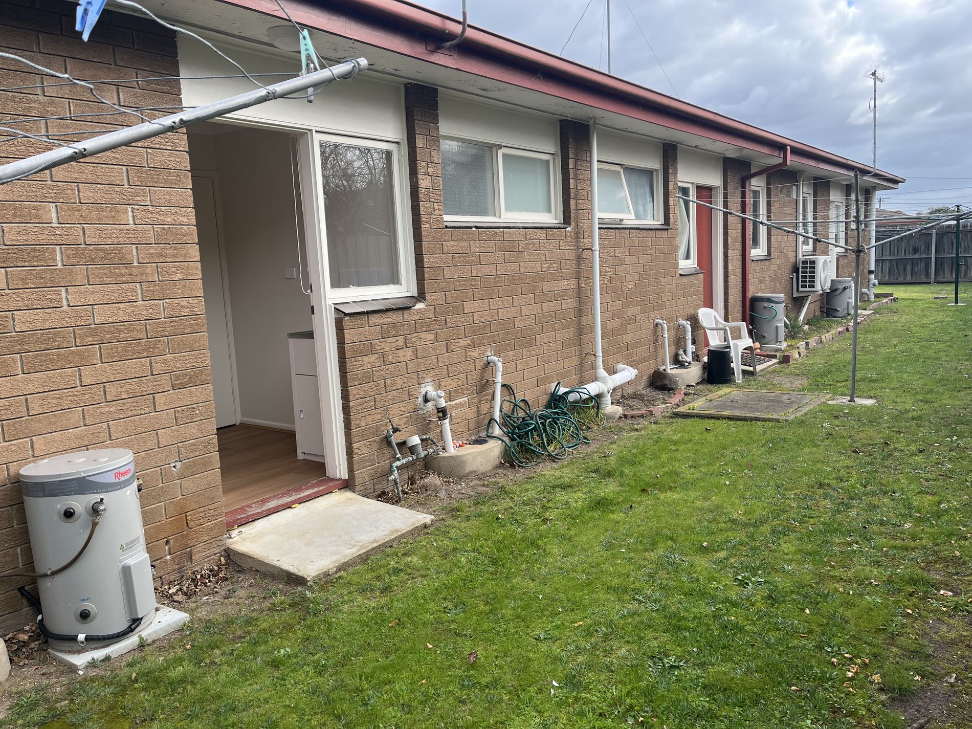 2 / 28-30 Helms Street, Newcomb