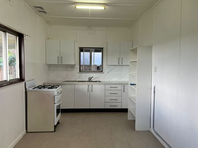 302 The Boulevarde, Fairfield Heights