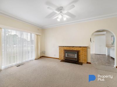 154 MacKenzie Street West, Golden Square