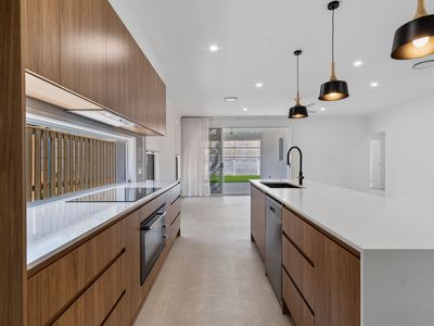 22 Garnet Court, Chambers Flat