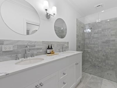 295 Hawthorne Road, Hawthorne