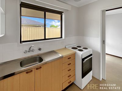 13 Shalom Place, Horsham