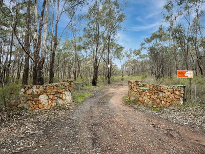 156 Bradleys Lane, Heathcote