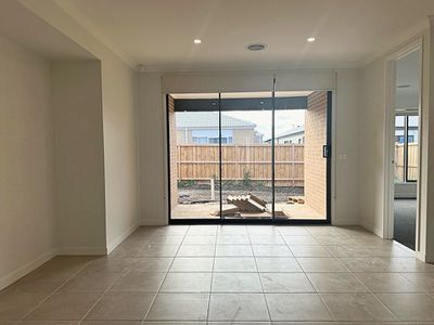 22 Wetherby Circuit, Lara