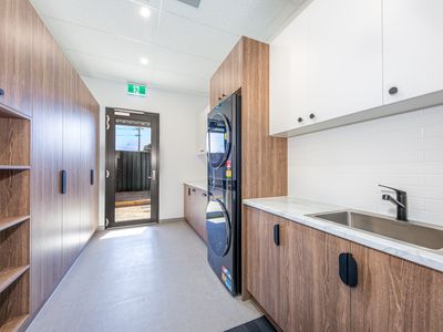 154-156 Coburns Road, Melton