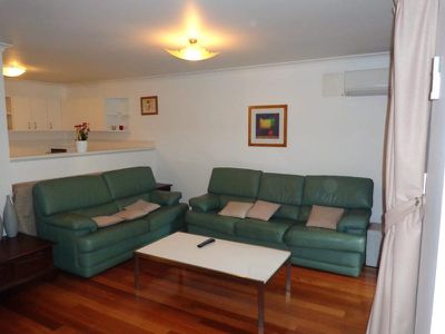 2 / 52 fitzgerald St, Northbridge