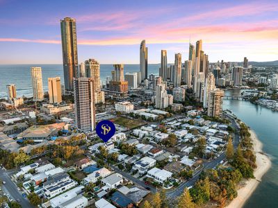 16B Oak Avenue , Surfers Paradise