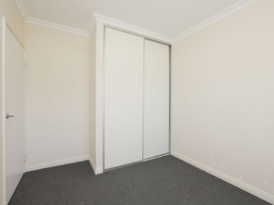 4 / 156 Streich Avenue, Kelmscott