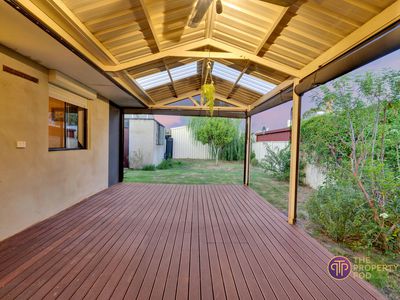 10 Kettering Way, Huntingdale