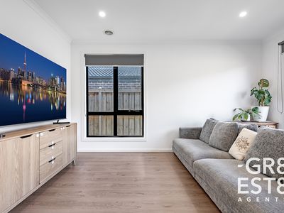 4 AQUATIC DRIVE, Cranbourne West