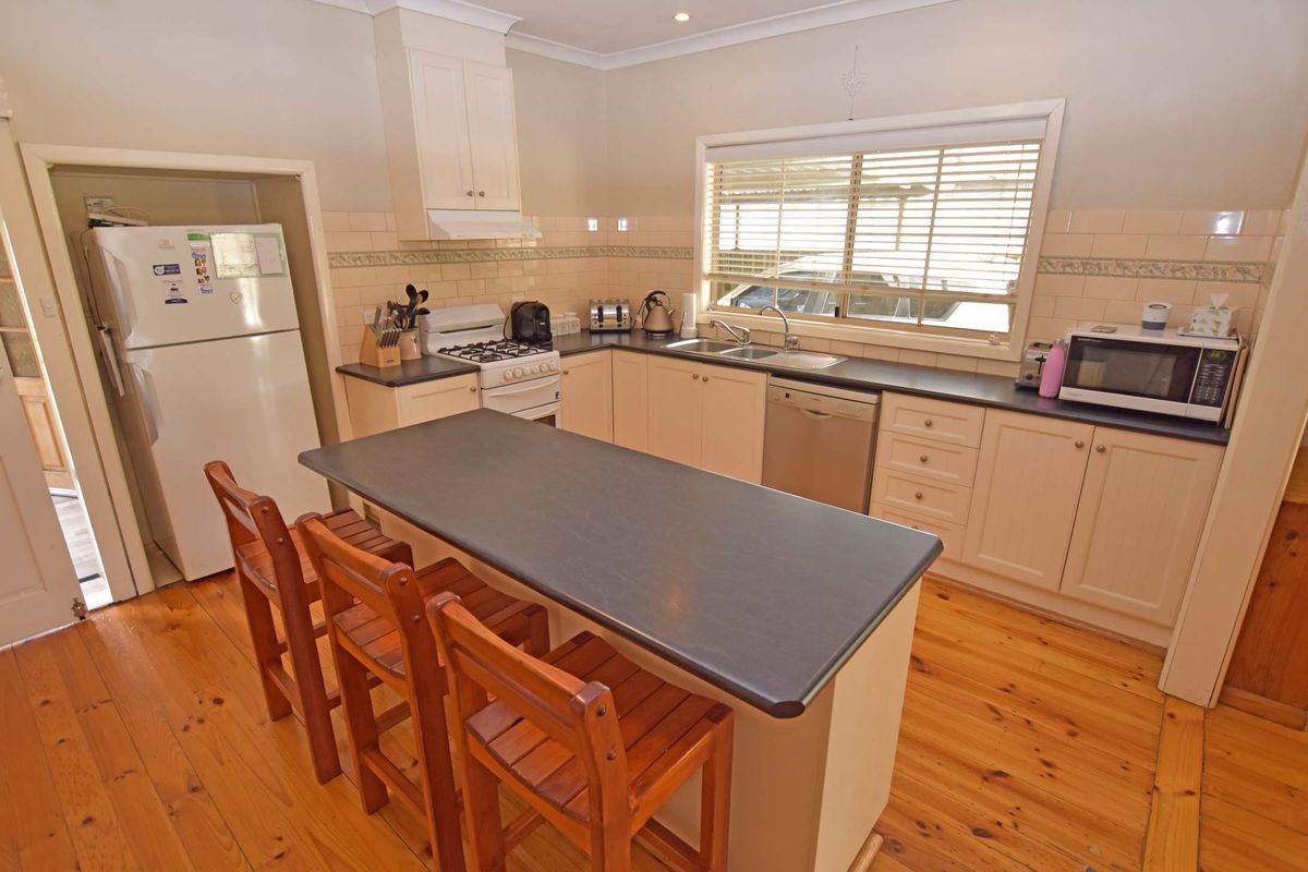 14 Weller Road, Lancaster