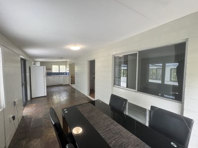 32 Parkinson Street, Cooktown