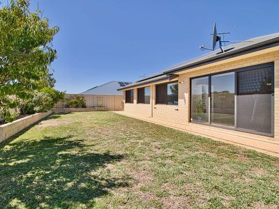1 Dennis Retreat  , Baldivis