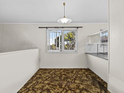 104 Basnett Street, Chermside West
