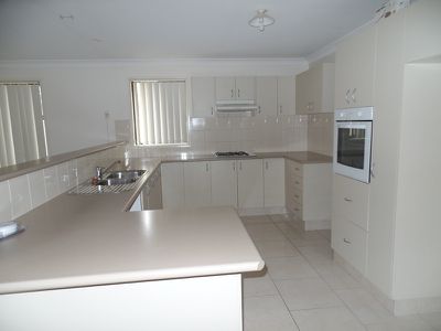 64 Minnamurra Circuit, Prestons