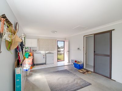 24 Petrel Avenue, River Heads