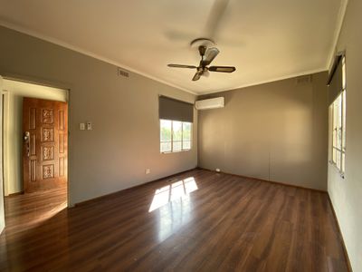 1 / 4 Margot Street, Chadstone