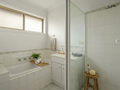 17 Bianco Ct, Langwarrin