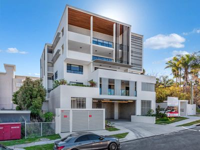 102 / 16 Le Grand Street, Macgregor
