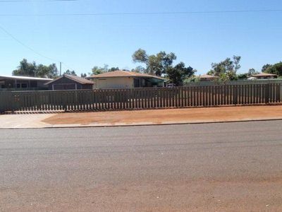 8 Weaver Place, South Hedland