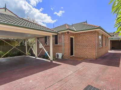 2 / 6 Park Road, Lake Illawarra