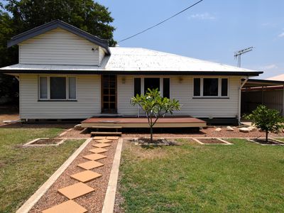 77 Crane Street, Longreach