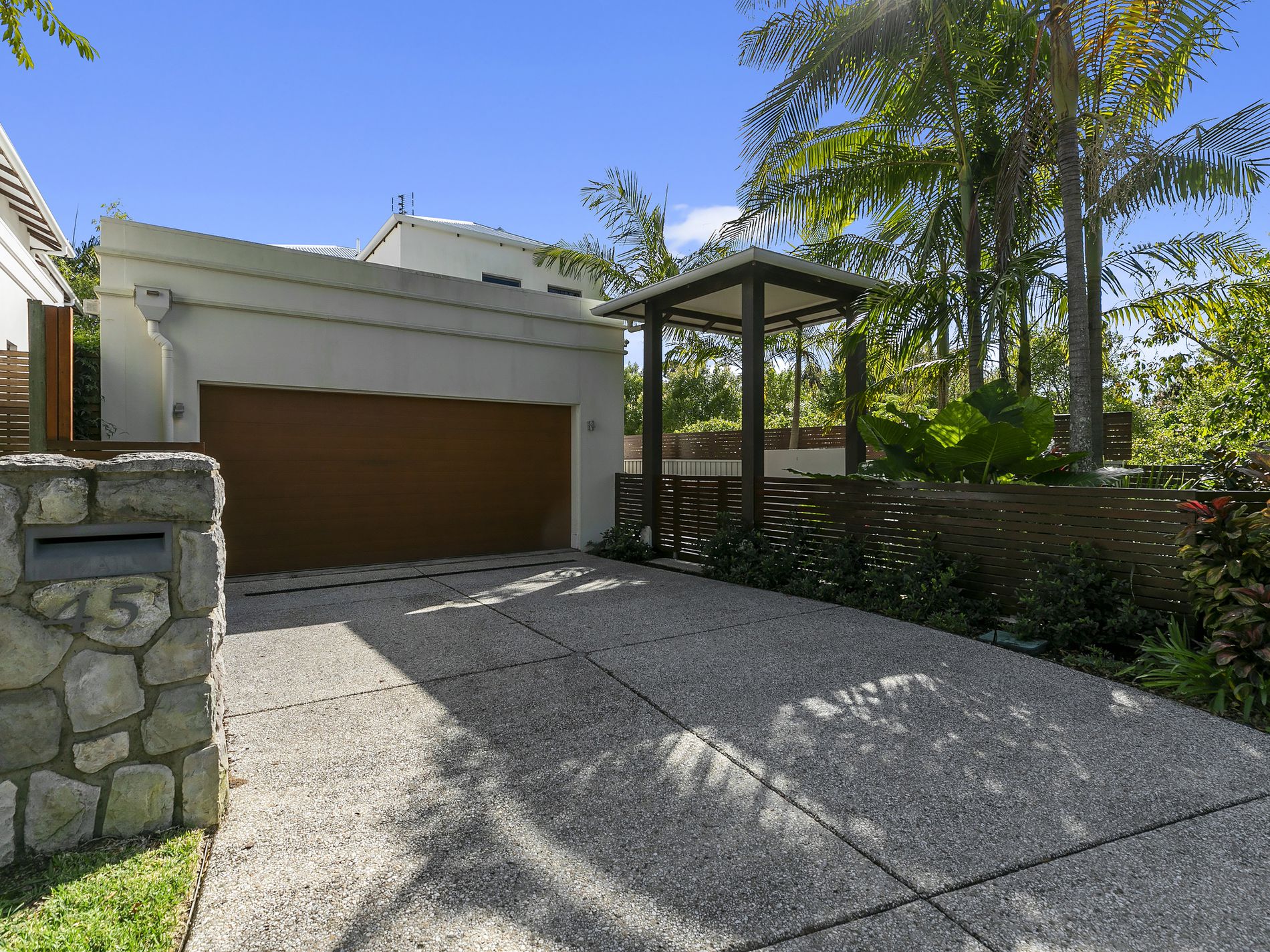 45 / 115 Peregian Springs Drive, Peregian Springs