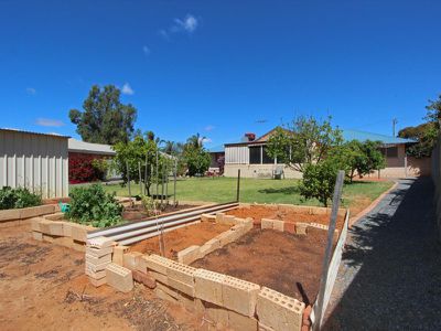 38 Azamor Drive, Boulder