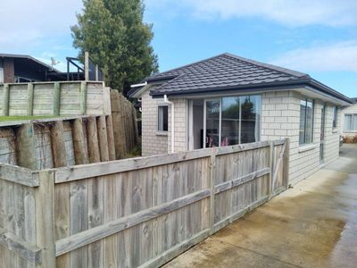 82A Sylvester Crescent, Flagstaff