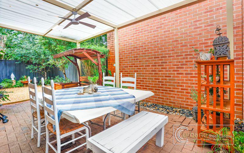 8 Damper Avenue, Beaumont Hills