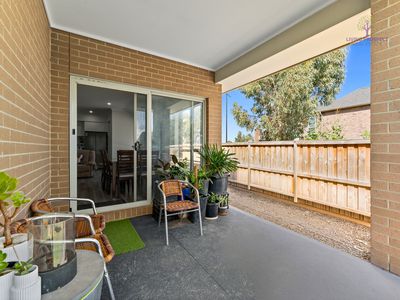 25 Kangaroo Crescent, Aintree