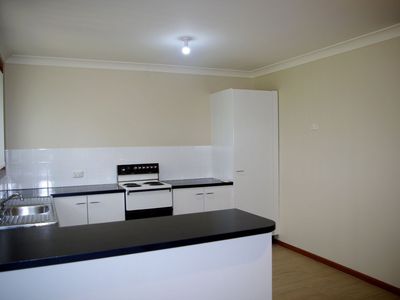 10B Greenway Place, Dubbo