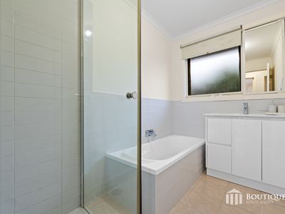 84 Loch Road, Dandenong North