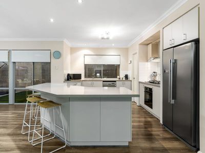 7 Highbury Boulevard , Baldivis
