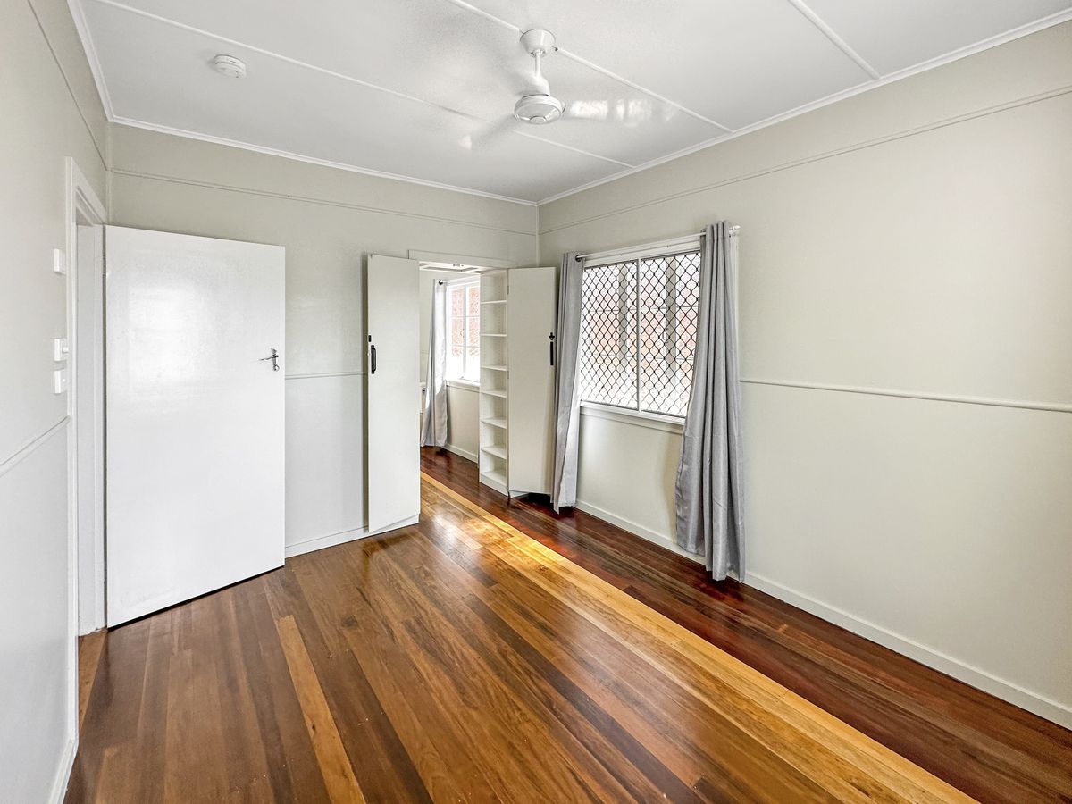 56 Weaver Street, Atherton