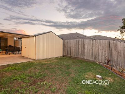 9 Dinnigan Crescent, Durack
