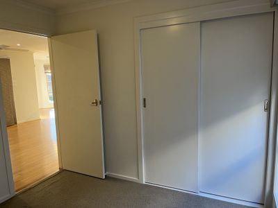 10 Dendle Street, Leopold