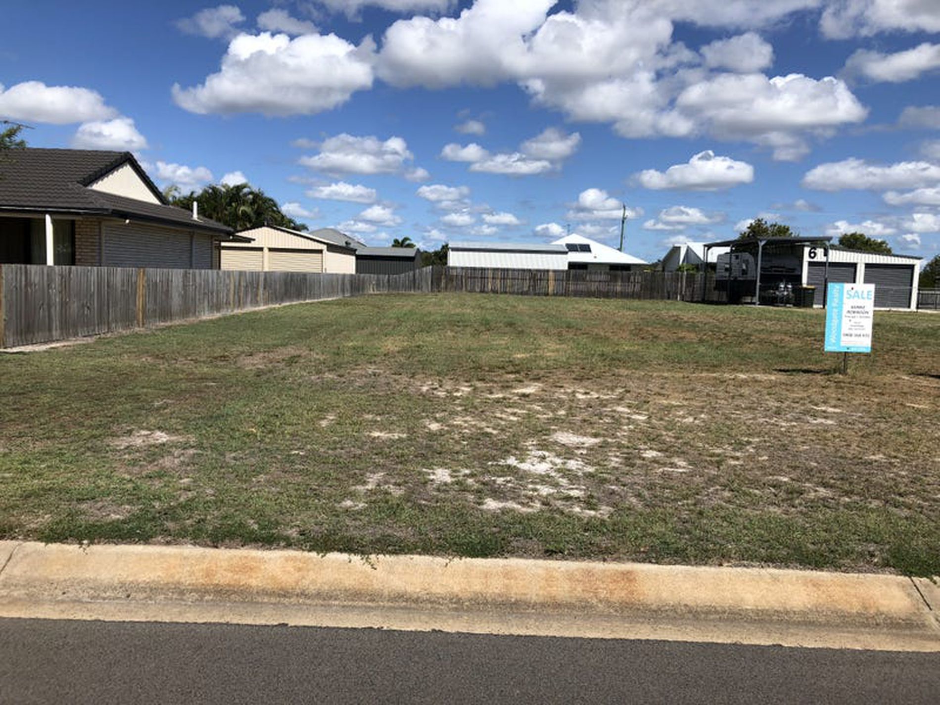 4 Sunset Avenue, Woodgate