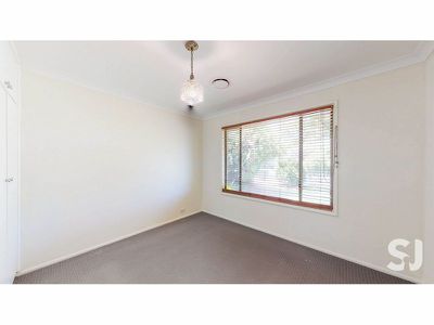 6 Mulga Court, Dubbo