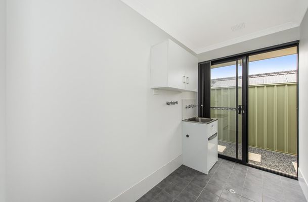 9 Explorers Crescent, Baldivis