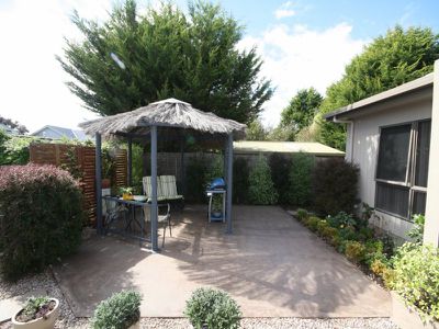 2 / 60A Dodgin Street, Wynyard