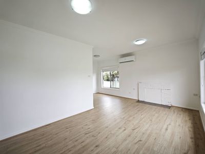 13 Yuruga Avenue, Doonside