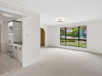 18 Brook Place, Normanville