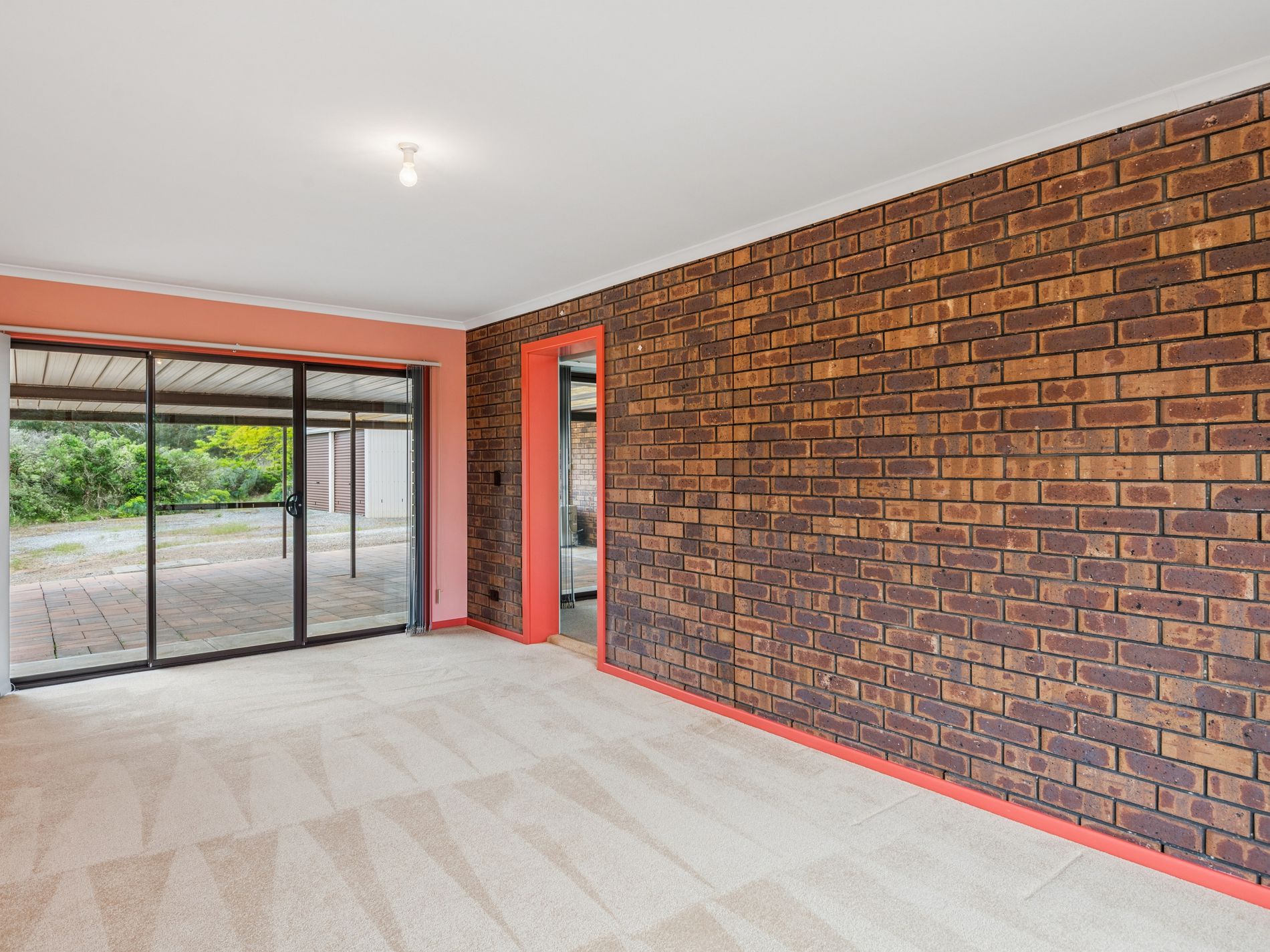 18 Brook Place, Normanville
