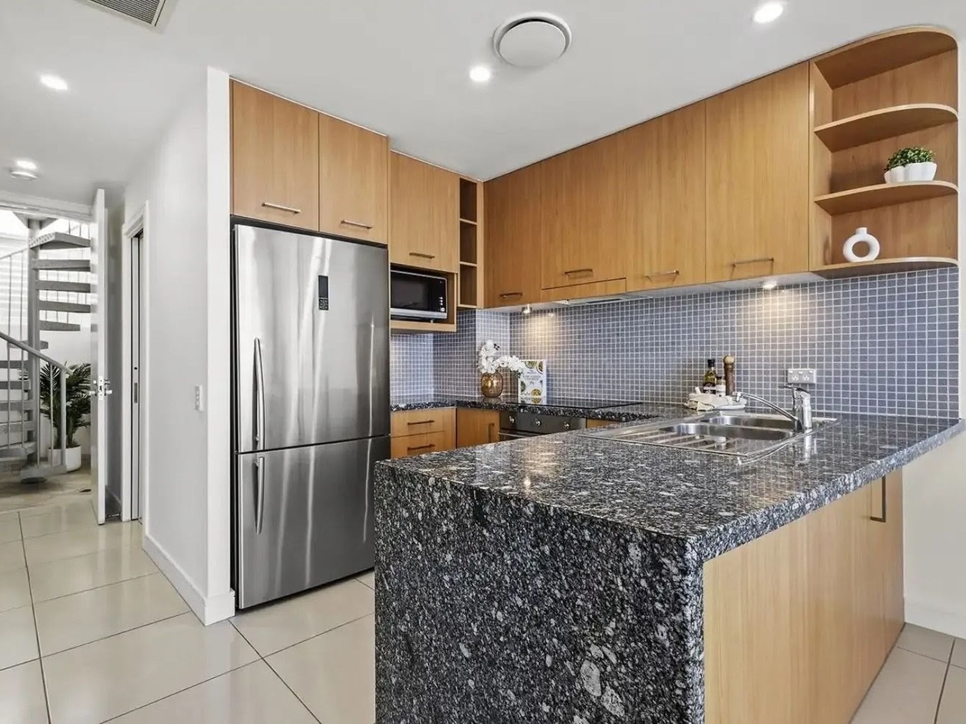 412 / 13 Nicklin Way, Minyama