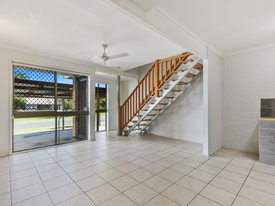 6 / 10 Denmans Camp Road, Torquay