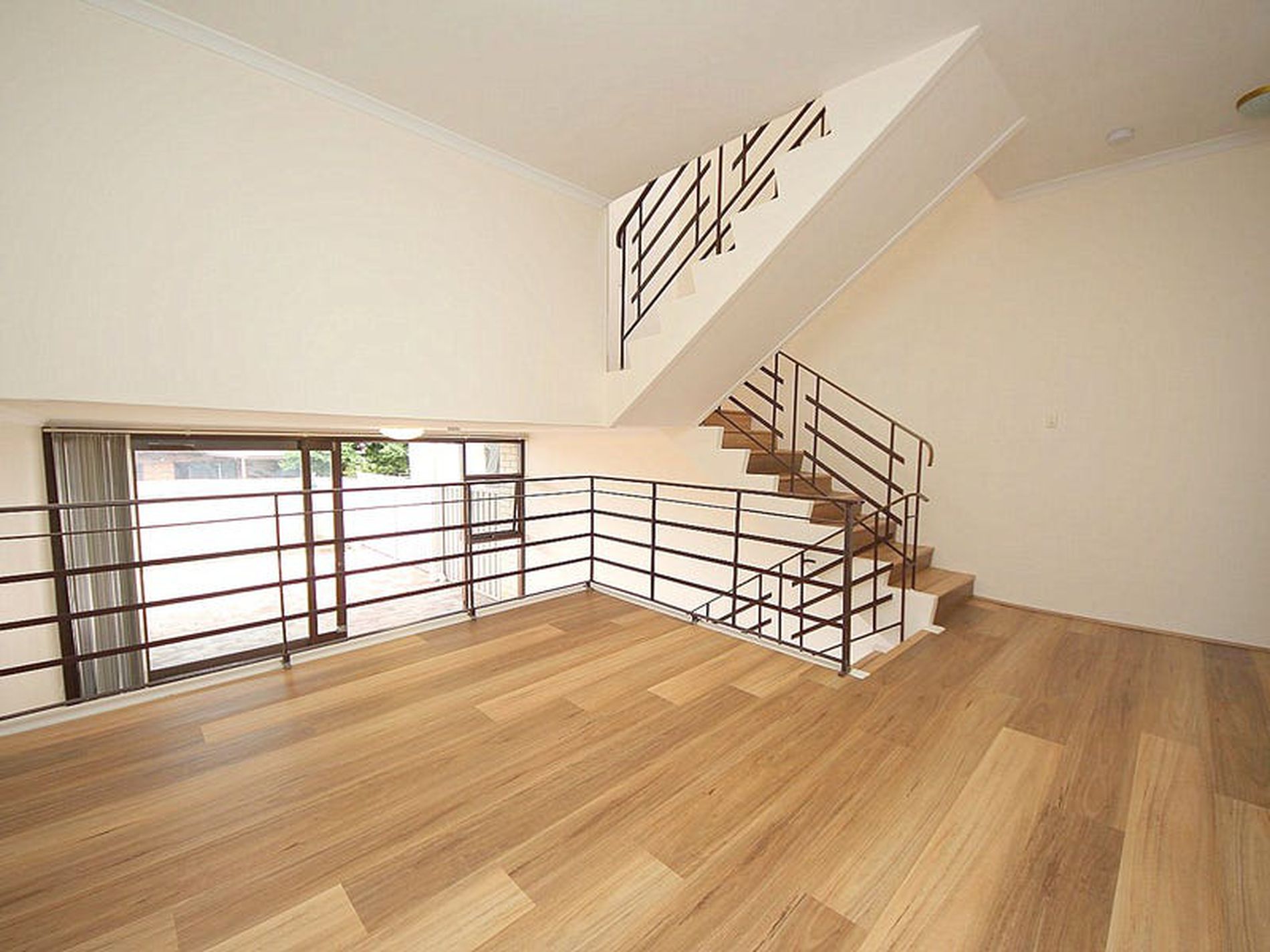 10 / 323 Stacey Street, Bankstown